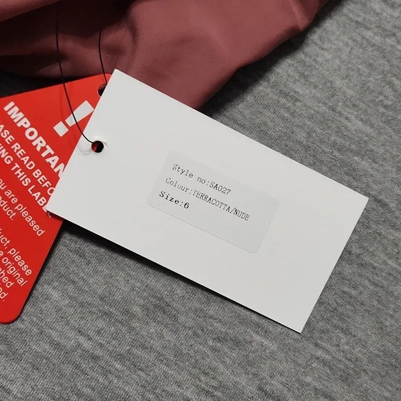 IN THE STYLE Color Block Monokini One Piece High Cut O-Ring Cut Out Swimsuit - Picture 7 of 9